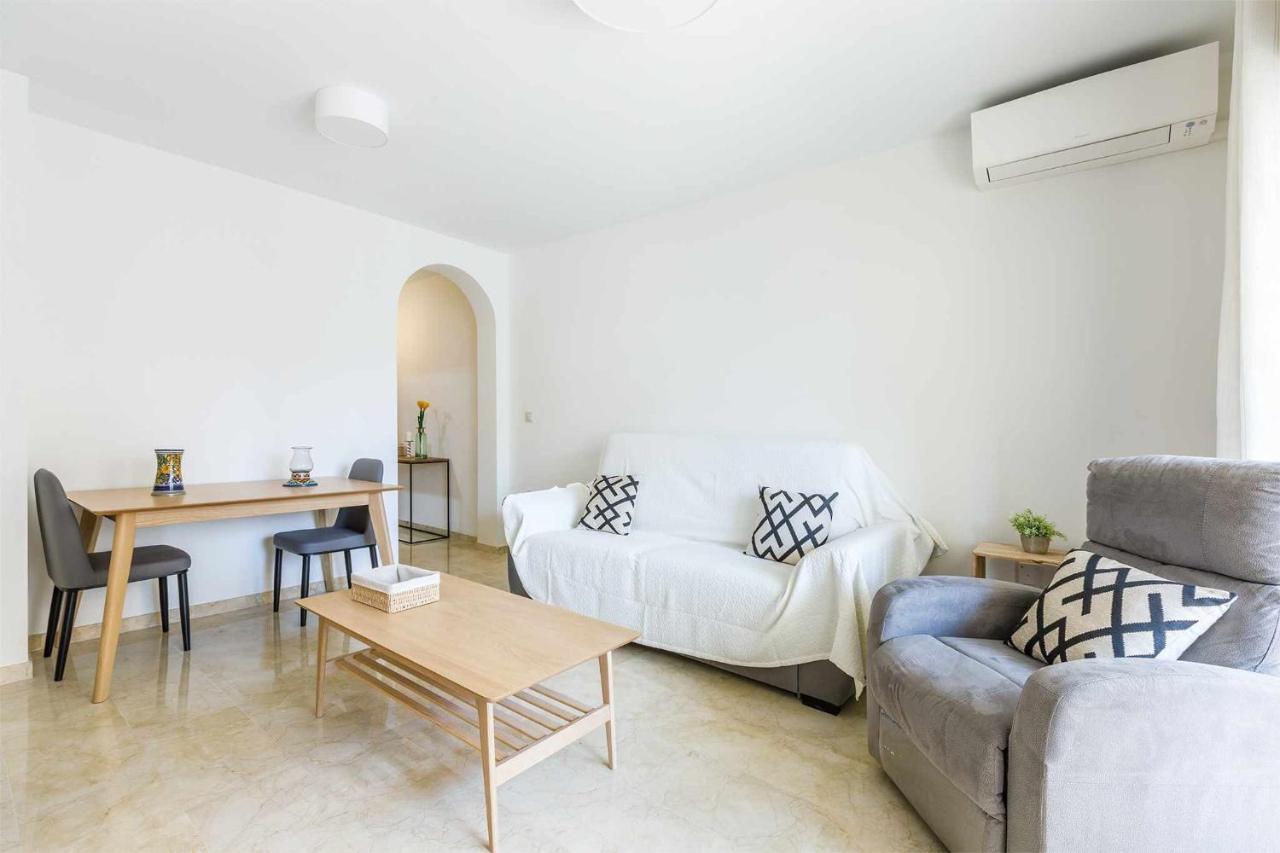 Apartment A&n